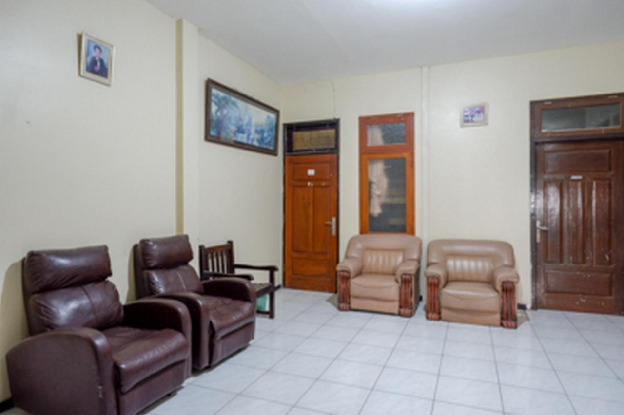 Reddoorz Near Rsud Kudus Hotel Exterior foto
